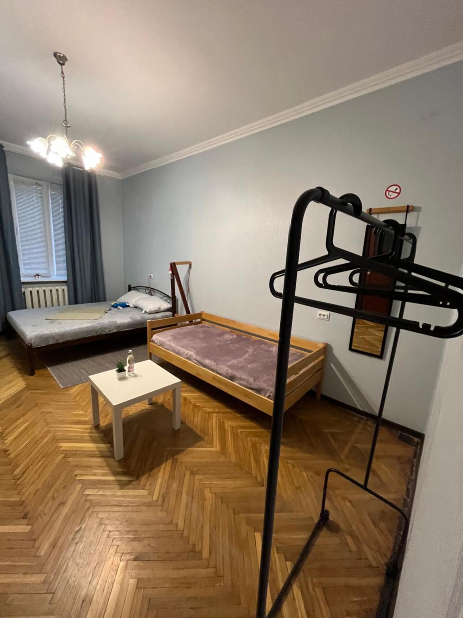 Ararat-Klovskaya Hostel-Apartments Kiev Екстериор снимка