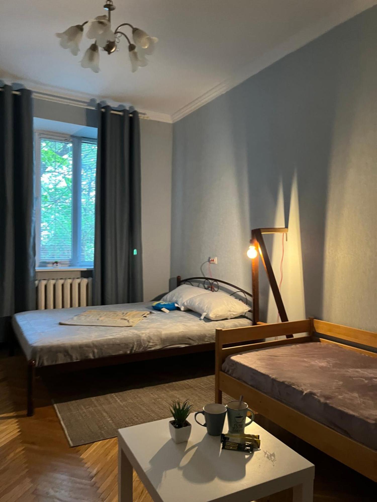 Ararat-Klovskaya Hostel-Apartments Kiev Екстериор снимка